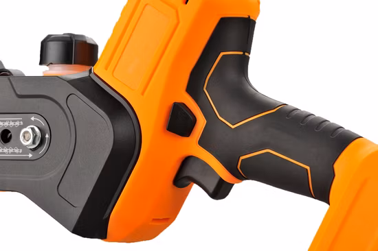 21V 무선 전기 체인톱 동력 톱 미니 리튬 배터리 전기톱